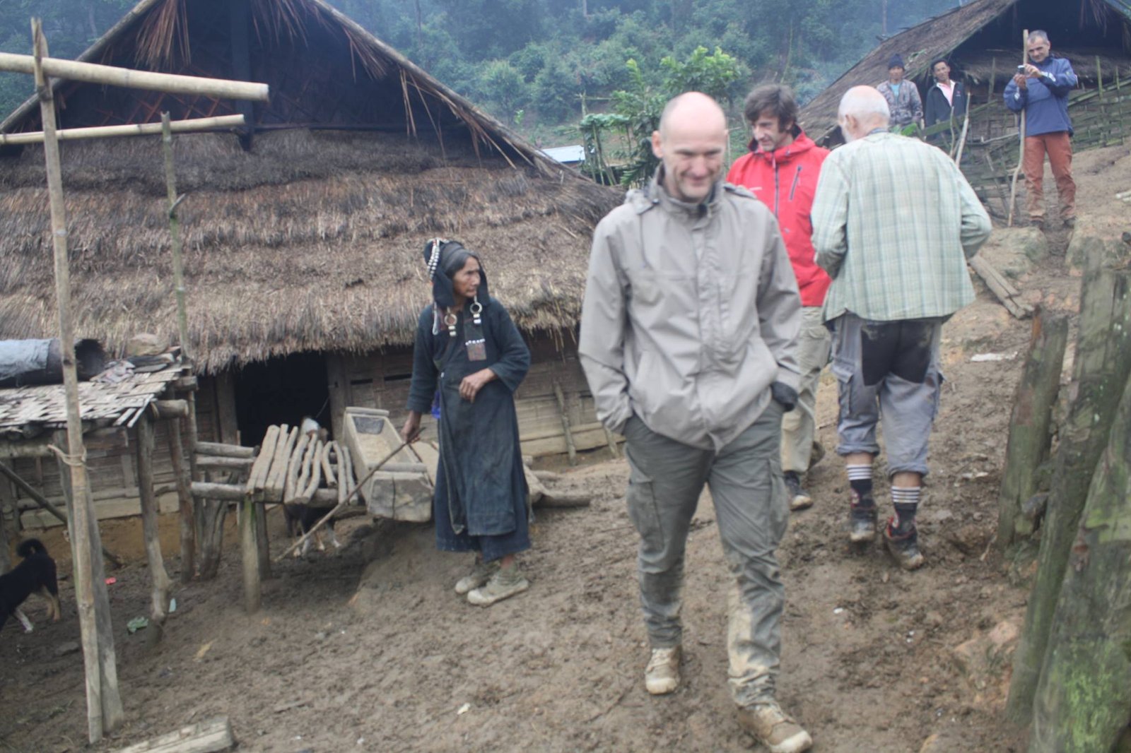 4 Days Nong Khiaw Trekking and Kayaking Adventure Tour